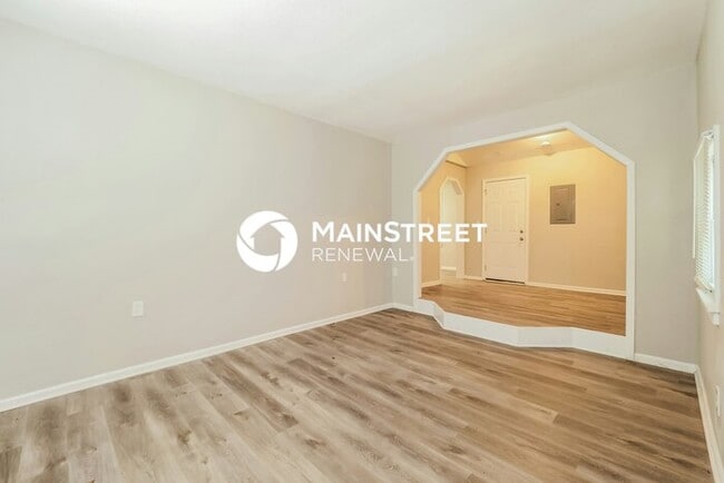 Building Photo - 3 Bedroom Pet-Friendly Home in Kansas City...