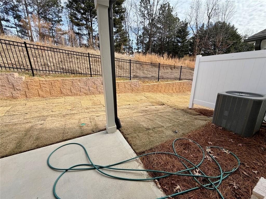 Building Photo - 5333 Frontier Ct