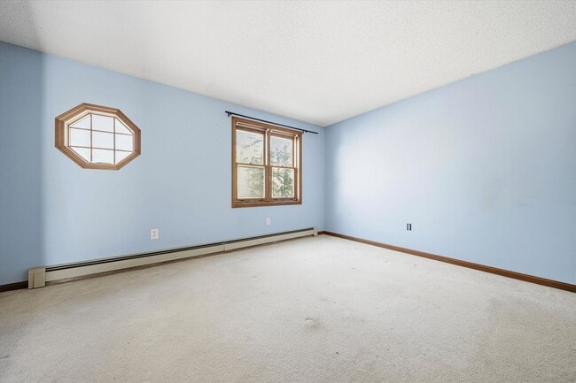 Building Photo - 24 Etta Ln