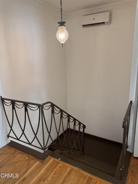 Building Photo - 368 Crescent Dr