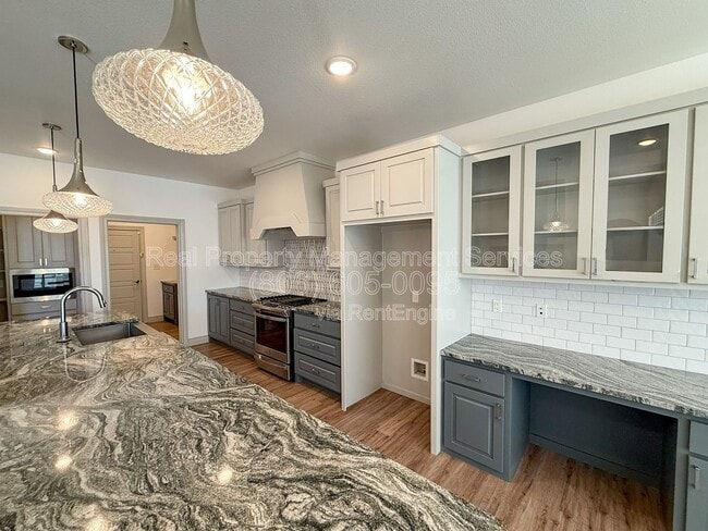 Building Photo - 5705 118th St