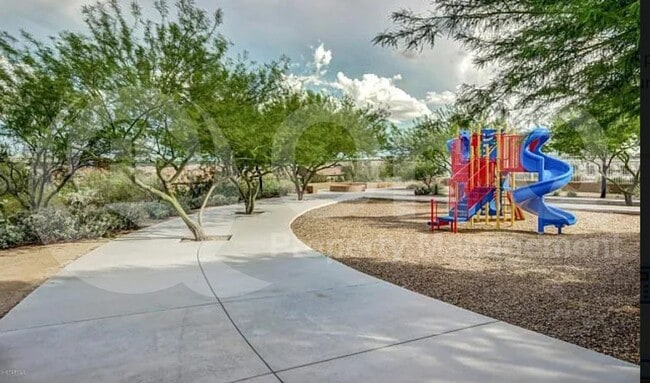Building Photo - 5750 S Ladyslipper Pl