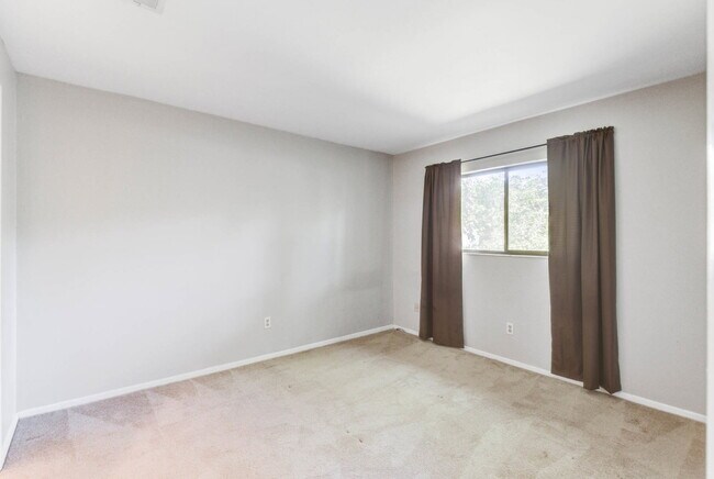 Building Photo - 2955 Dove Haven Ct