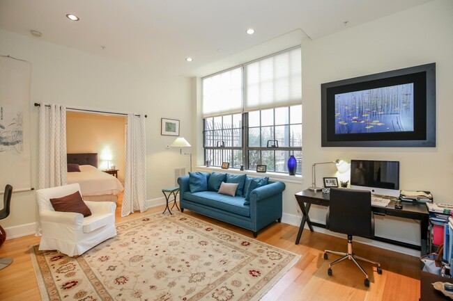 Primary Photo - 2516 Q St NW
