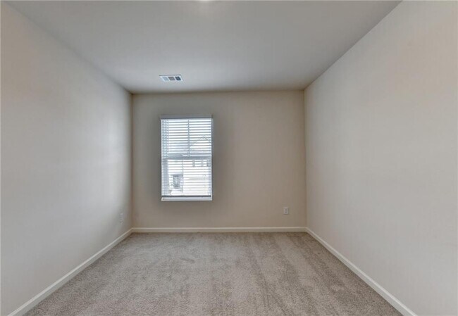 Building Photo - 31 Valleywood Ct