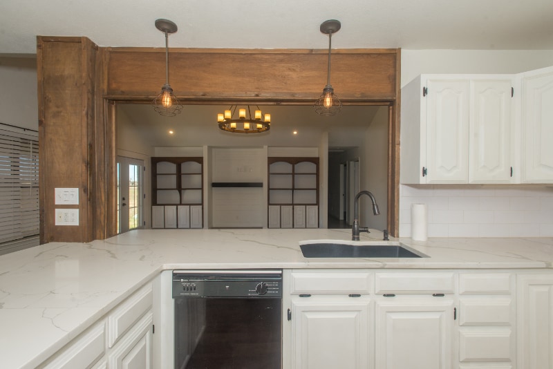 Building Photo - 430 CR 683