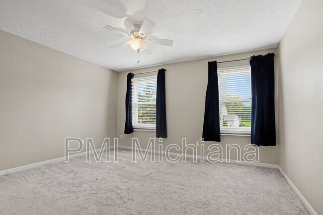Building Photo - 15888 Muirfield Ct