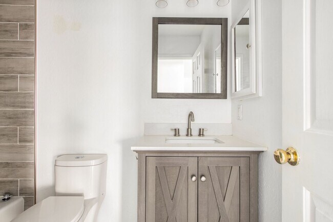Building Photo - 3 Bedroom 2.5  Bathroom  - Villages at Ran...
