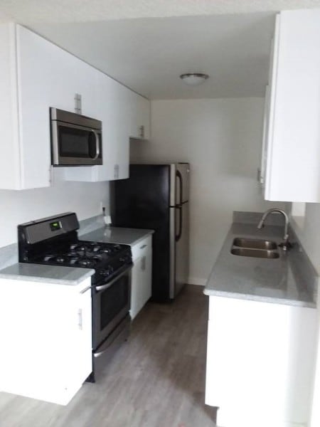 Interior Photo - Hayvenhurst Place