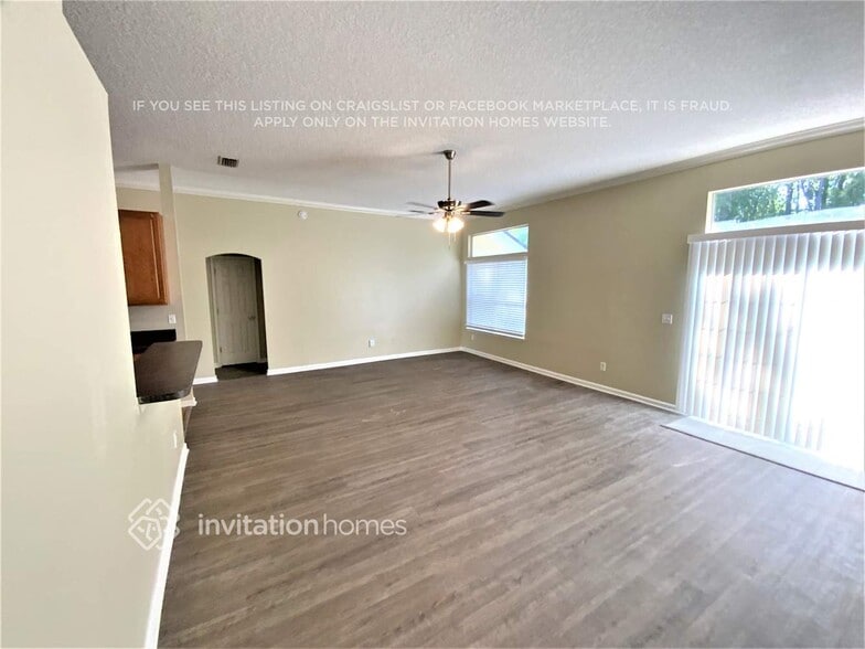 Building Photo - 13948 Bradley Cove Rd