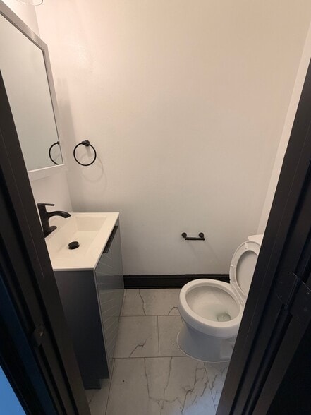 Building Photo - 1303 Kennedy St NW