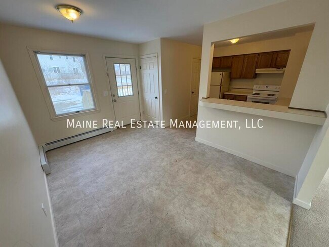 Building Photo - 71 Valley View Ln