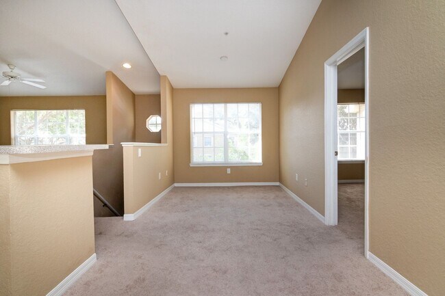 Building Photo - MOVE IN BY 6/30 and RECEIVE 2 WEEKS OFF YO...