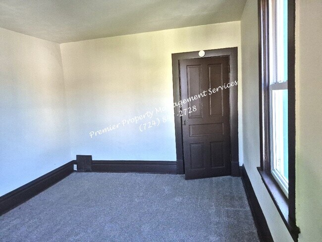 Building Photo - 1709 4th Ave