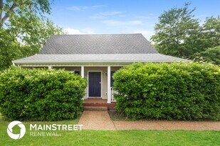 Building Photo - 2820 Maple Cir