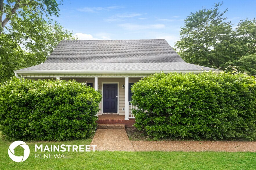 Primary Photo - 2820 Maple Cir