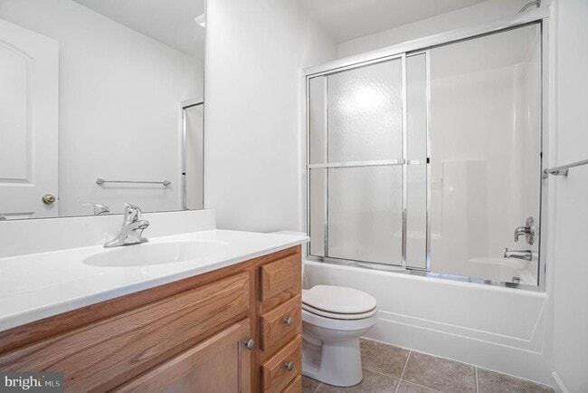 Building Photo - 6383 Creekbend Dr