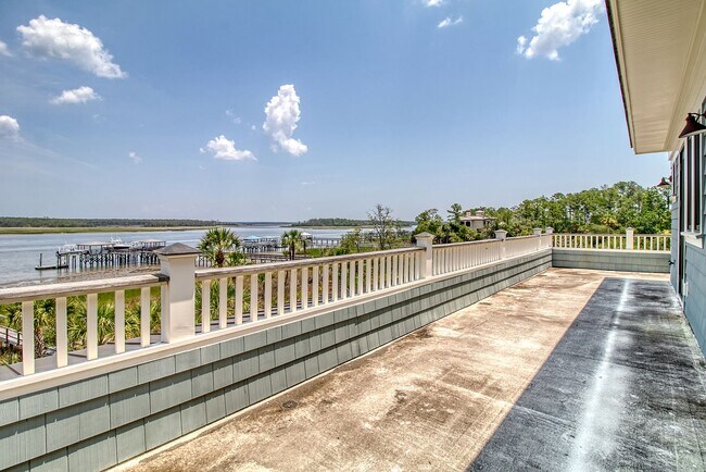 Building Photo - 4 Bedroom 4.5 Bath Home in Dunes West - Mt. Pleasant