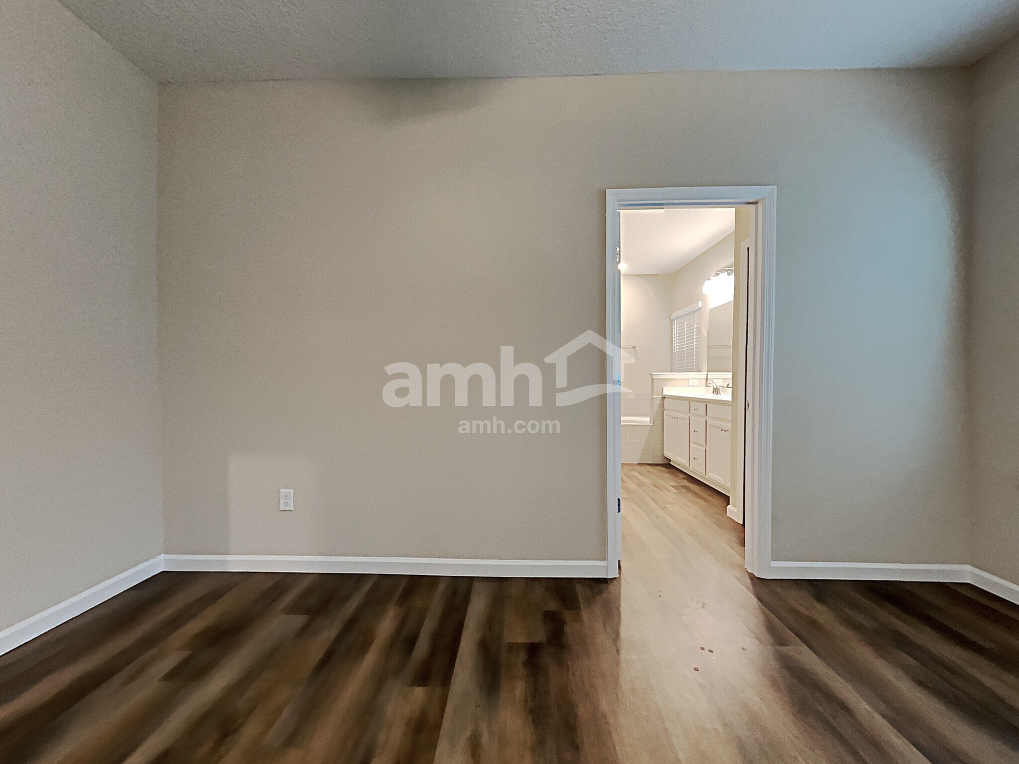 Building Photo - 282 Stone Arbor Ln