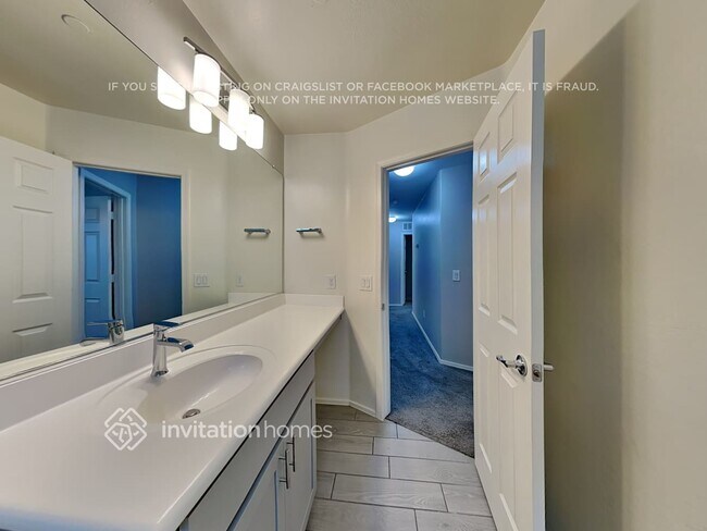 Building Photo - 21201 W Encanto Blvd