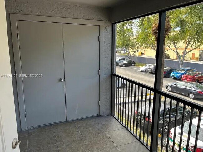 Building Photo - 10371 SW 150th Pl