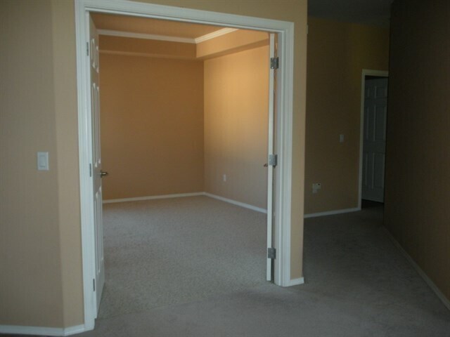 Building Photo - Sunland Townhome for Lease