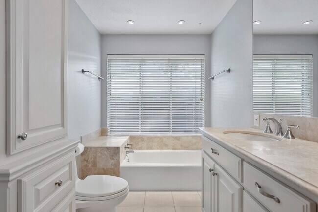 Building Photo - Jewel of Home, Large Lot,  in Wonderful Walkable Neighborhood!