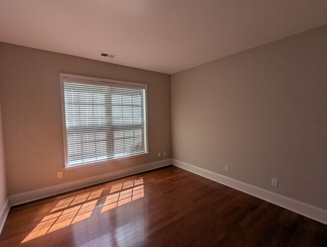 Building Photo - Harrisburg with Large Fenced-In Yard, Small Private Pool/Spa and Putting Green