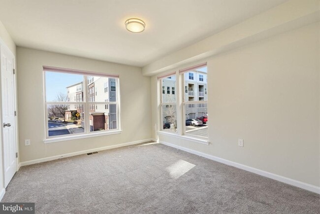 Building Photo - 637 Diamondback Dr