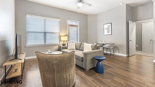 Building Photo - 1111 Austin Hwy