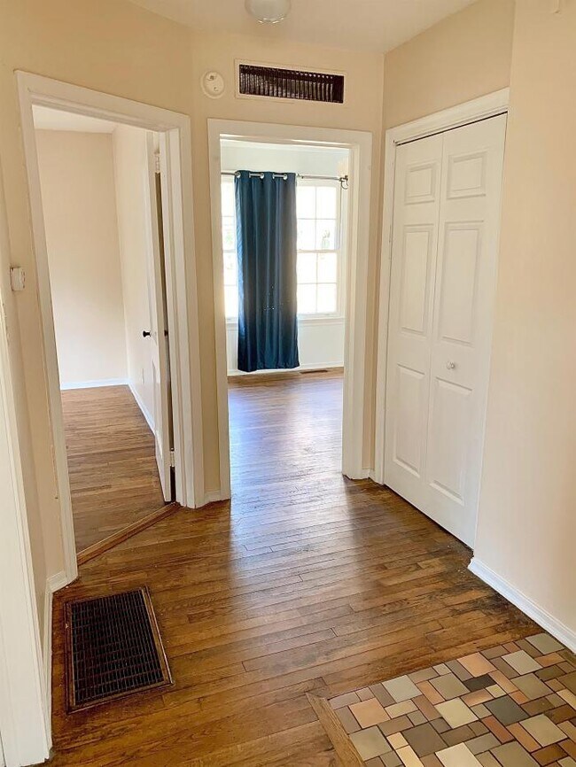 Building Photo - 2 bedroom in Valdosta GA 31602