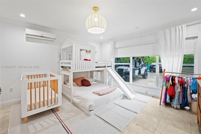 Building Photo - 200 W Mashta Dr