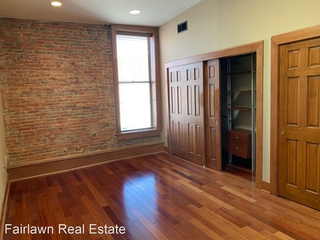 Building Photo - 1 br, 1 bath House - 32 E. Chester St. Apt. B