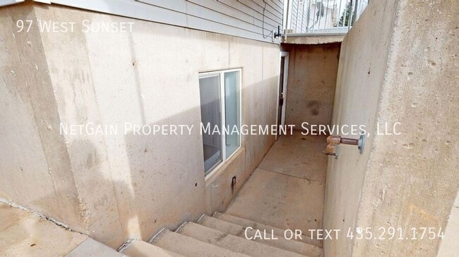 Building Photo - 97 West Sunset-