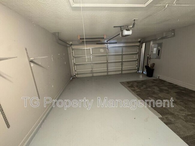 Building Photo - 86269 Venetian Ave