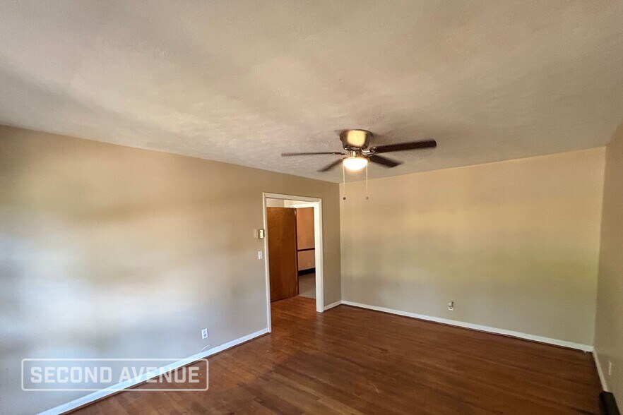 Building Photo - 296 Channing Dr