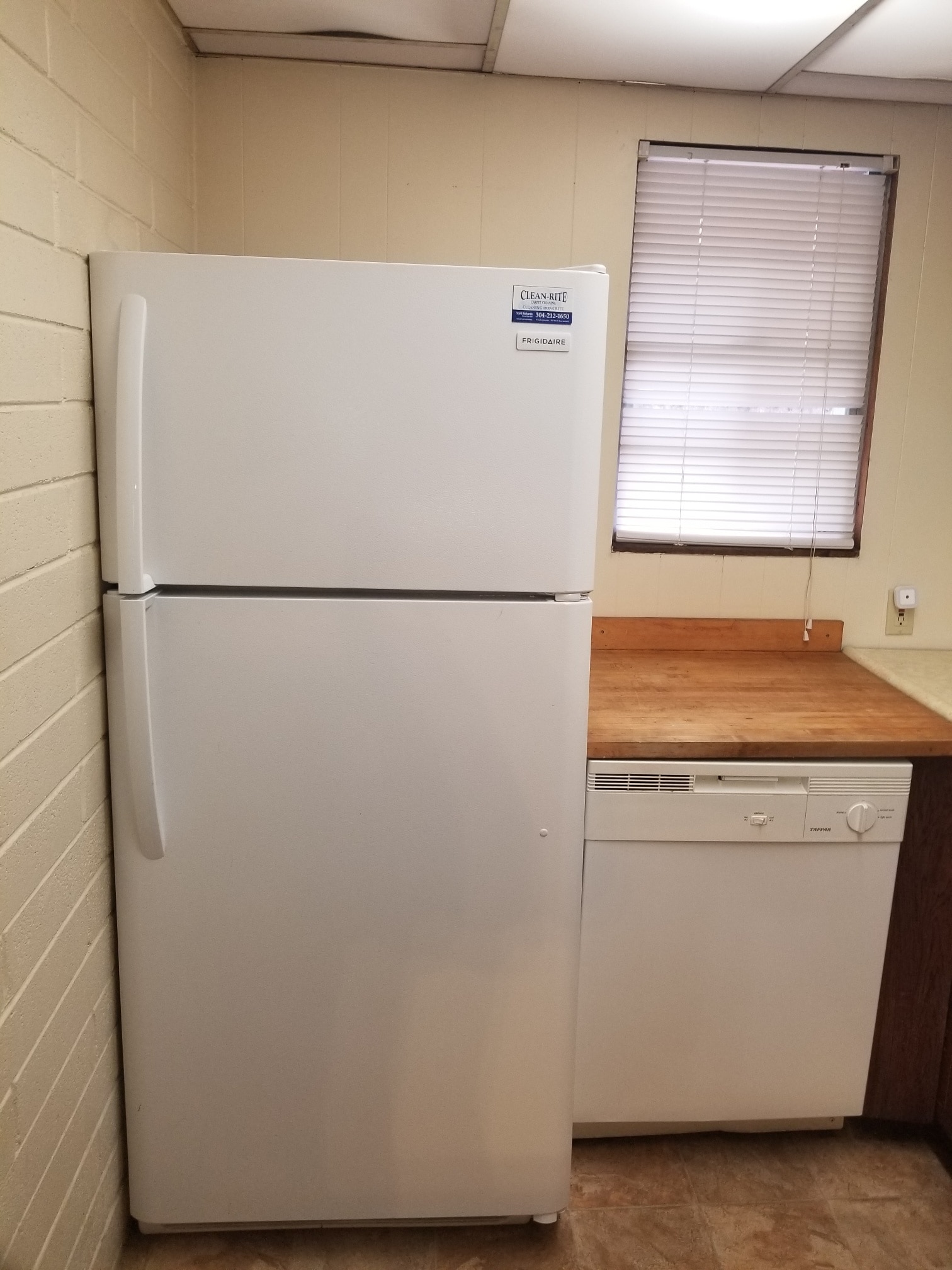 Building Photo - 2740 University Ave