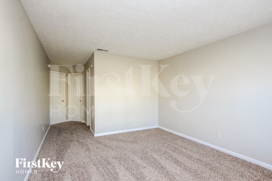 Building Photo - 8407 Fort Sumter Dr