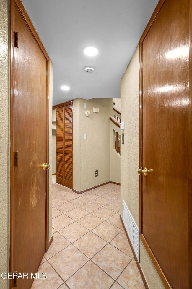 Building Photo - 1325 James Dudley Dr