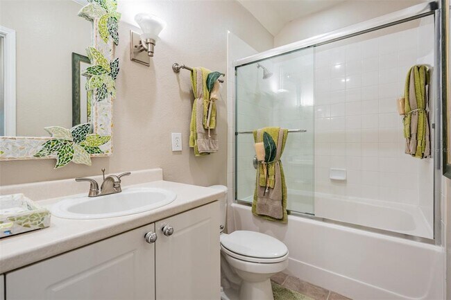 Building Photo - 2148 Chianti Pl