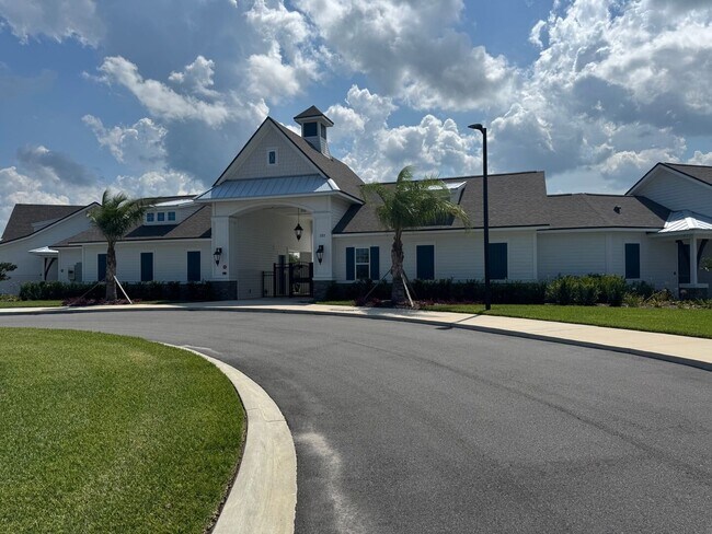 Building Photo - Spacious 4BR/3BA Home in Sawmill Branch at Palm Coast Park! Pool, Tennis & Fitness Center! Pet Fr...