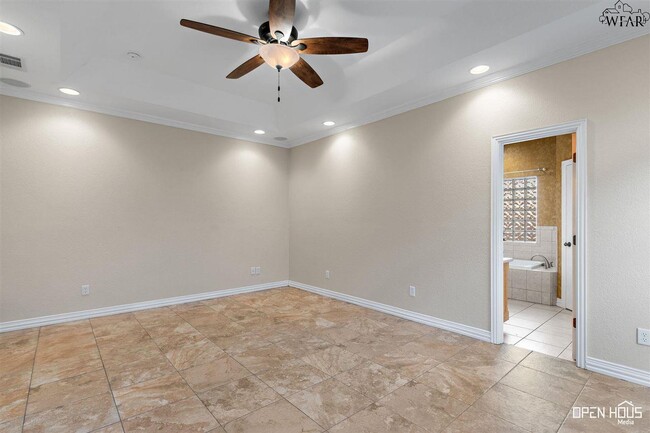 Building Photo - 5405 Blazing Star Ln