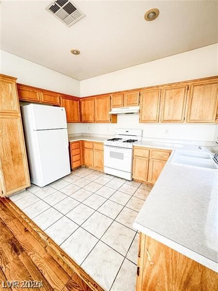 Building Photo - 3322 Lark Bunting St