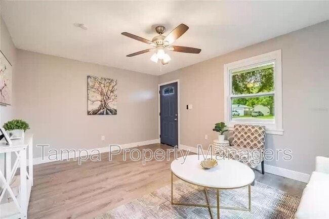 Building Photo - 5408 5th Ave N