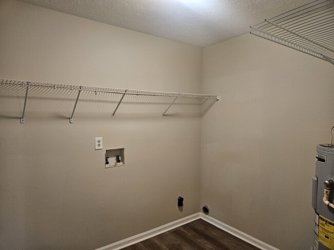 Building Photo - 1104 Micha Way