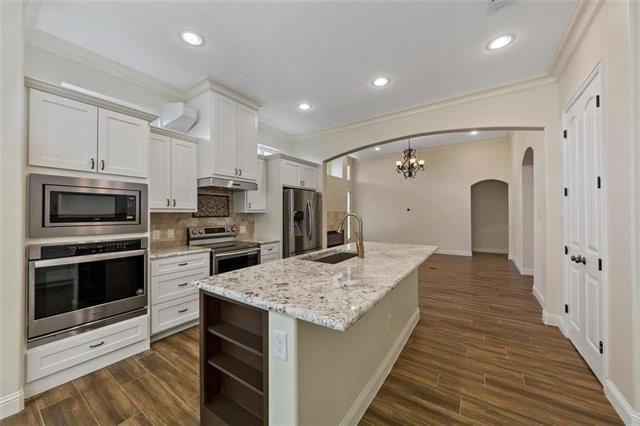 Building Photo - 2913 Annoor Dr
