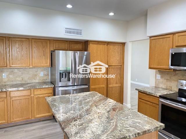 Building Photo - 9121 E Nittany Dr