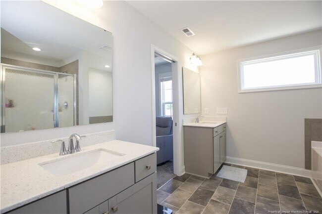 Building Photo - 1709 Stackhouse Dr