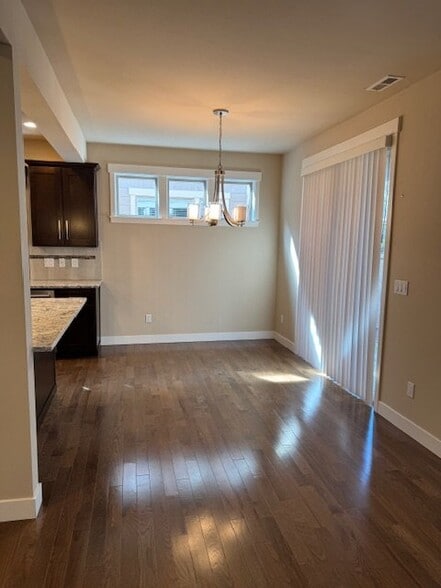 Building Photo - 15324 50th Pl W