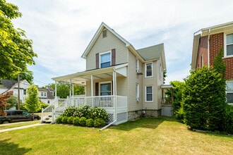 Building Photo - 405 Starkweather St
